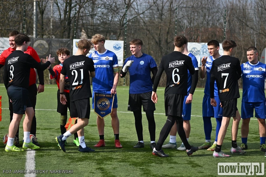 Grali dla Franka i Matyldy. Charytatywny mecz FLYHERO w Radlinie [ZDJĘCIA]