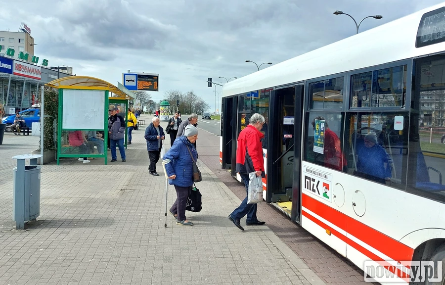 MZK układa się na nowo. Jedne gminy odchodzą, inne zostają - gra trwa
