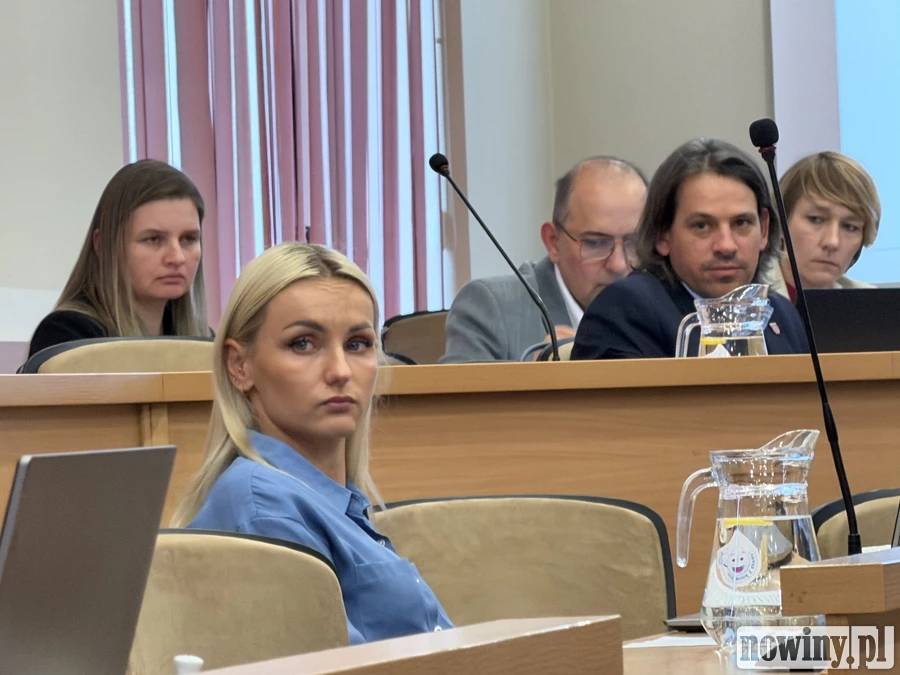 Rzeczywiste nakłady na przystosowanie SP15 i SP18 do przyjęcie przedszkolaków okazały się ponad 50% wyższe od szacowanych