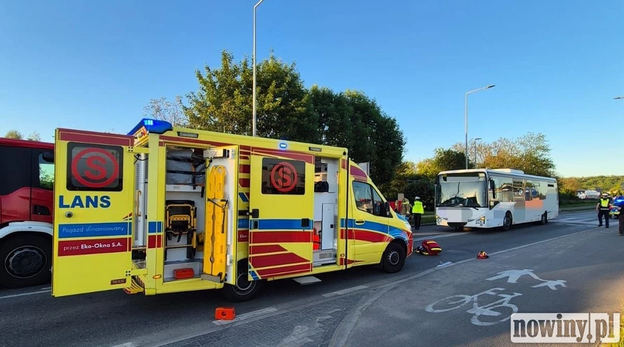 Poważny wypadek w Raciborzu. Poszkodowana 56-letnia kobieta jadąca hulajnogą