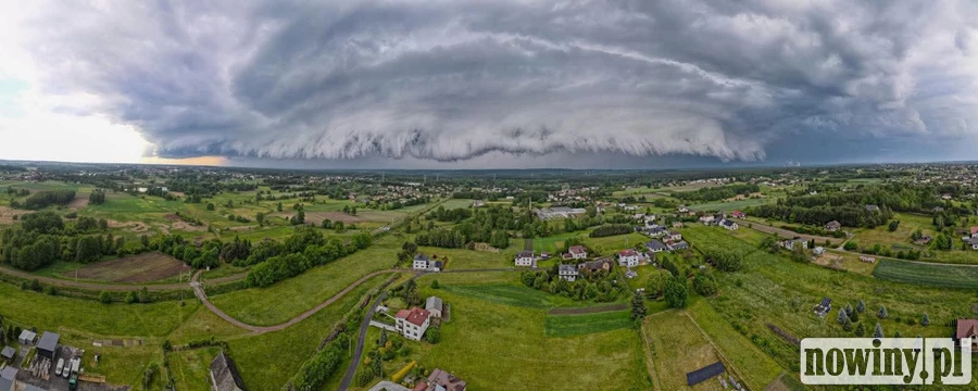 Burza nad regionem, deszcz i wiatr. realizowane są działania służb [ZDJĘCIA]