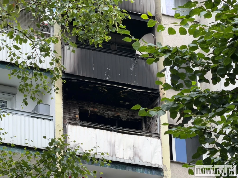 Płonący wieżowiec na Katowickiej w Raciborzu. Ewakuowano mieszkańców