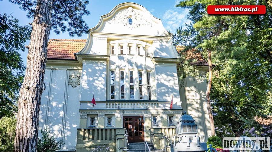 Biblioteka w Raciborzu upraszcza wypożyczanie. Wystarczy jeden telefon