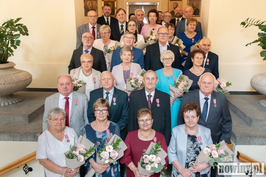Złote, szmaragdowe, diamentowe i żelazne gody. Pary świętowały swoje rocznice ślubu [ZDJĘCIA]