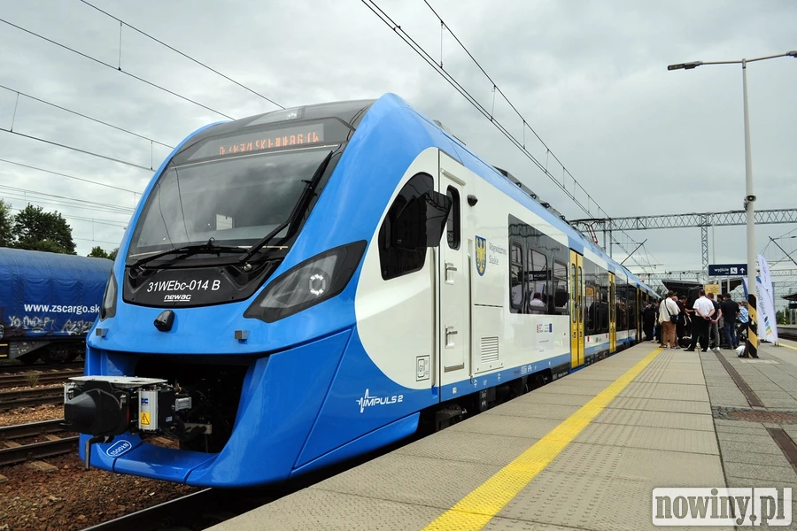 Kolej wróciła, ale to dopiero początek. Rybnik zyskał nowe połączenia i mocniejszą pozycję na kolejowej mapie regionu