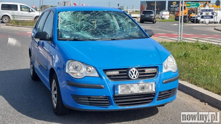 Potrącenie rowerzysty w Raciborzu. 83-latek trafił do szpitala