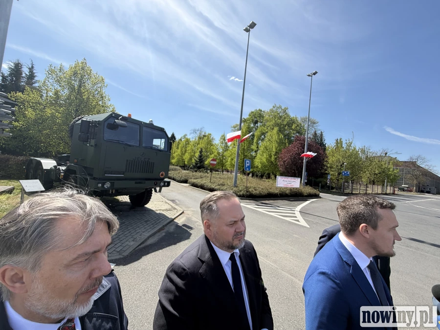 Woś pyta o nowych pracowników w dawnym Rafako, wiceminister odpowiada: jest ich 77