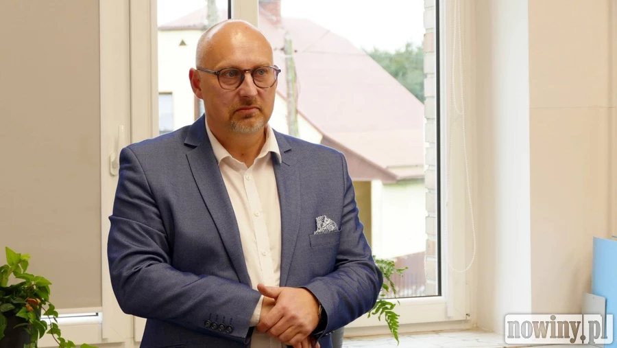 Dyrektor szkoły w Nędzy zrezygnował przed końcem kadencji. Teraz pokieruje inną placówką