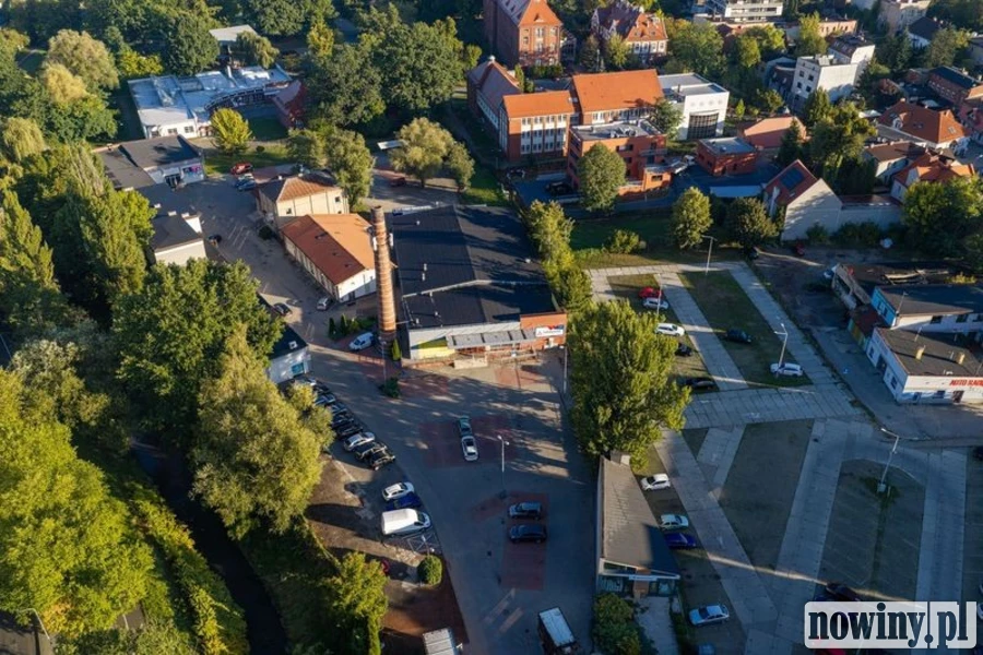 Rybnik kupi teren po Biedronce przy ul. Skłodowskiej-Curie? Jest pomysł na połączenie z kampusem