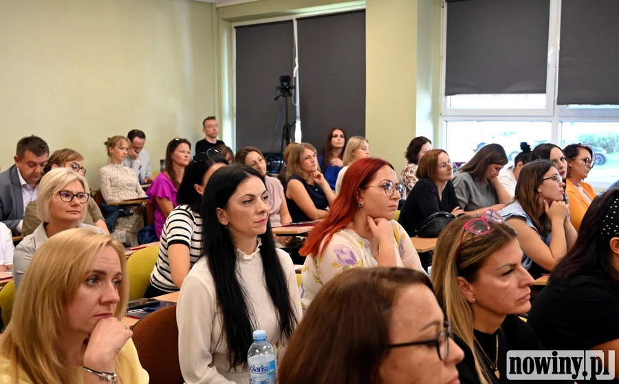 Jak diagnozować, aby skutecznie działać? Ogólnopolska konferencja AHE w Wodzisławiu Śląskim [ZDJĘCIA]
