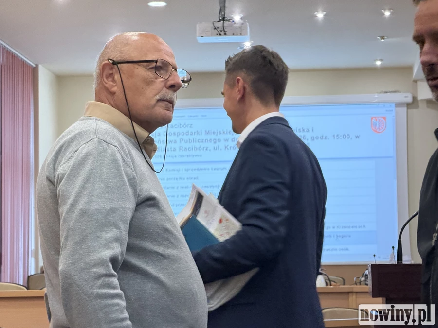 „Mandacikiem bym pomachał”. Nestor rady miasta też ma dosyć nowego wysypiska w Ocicach