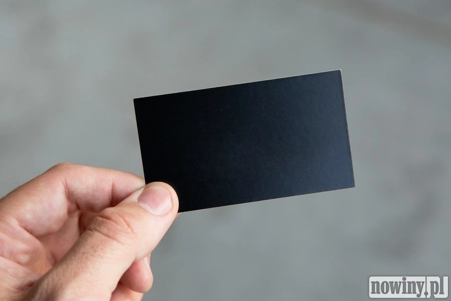 Jak wydrukować wizytówki, które dobrze reprezentują firmę? Format, papier i wykończenie