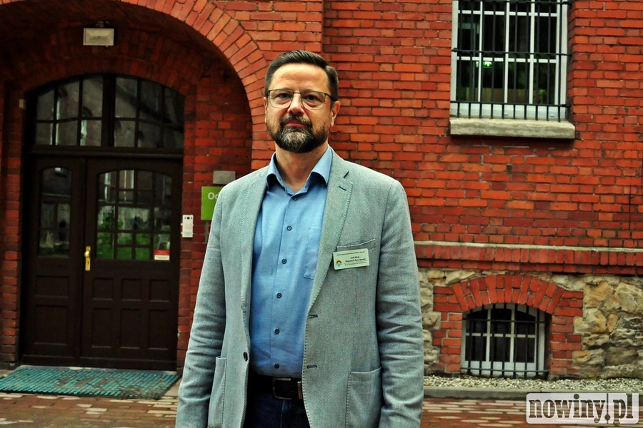 Depresja jesienią. Psychiatra z Rybnika wyjaśnia, kiedy szukać pomocy