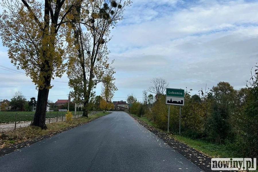 Łatwiejszy dojazd do pól i nowy asfalt. Zmodernizowano drogę w gminie Lubomia