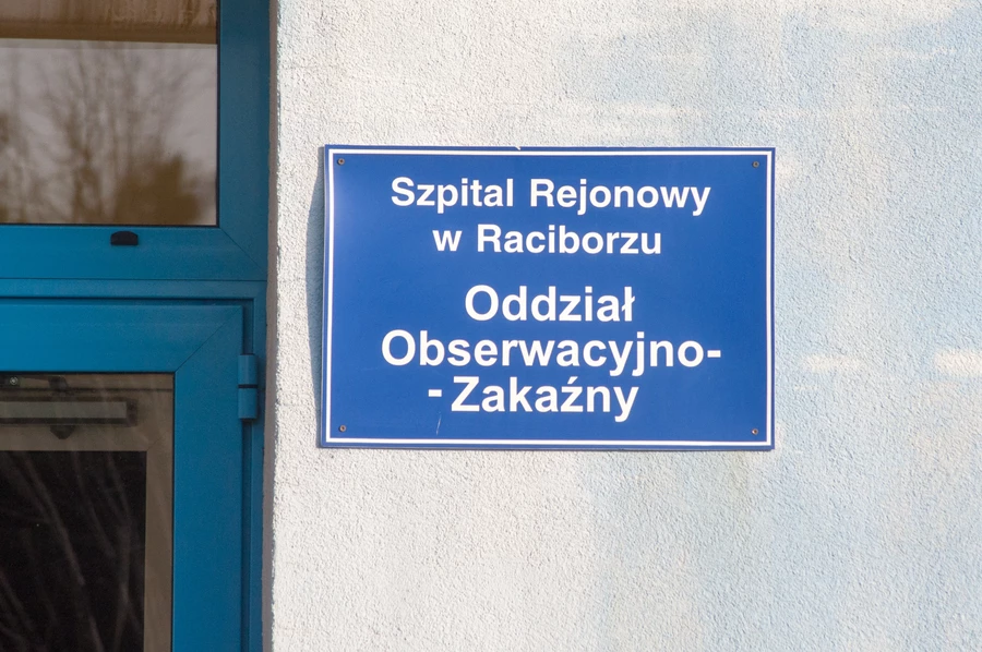 Pacjenci z podejrzeniem koronawirusa w raciborskim szpitalu. Wynik badania jednej osoby już jest, druga jeszcze czeka