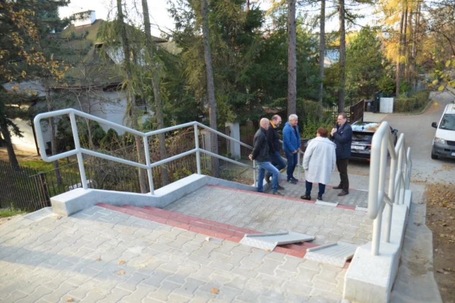 W Zdroju wybudowano nowe schody