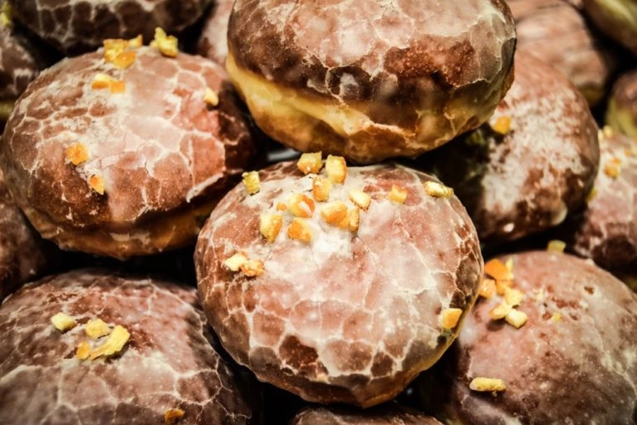 14-latkowie zjedli pączki w sklepie i nie zapłacili