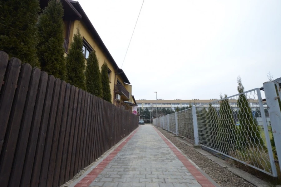 Nowy chodnik na osiedlu Tuwima