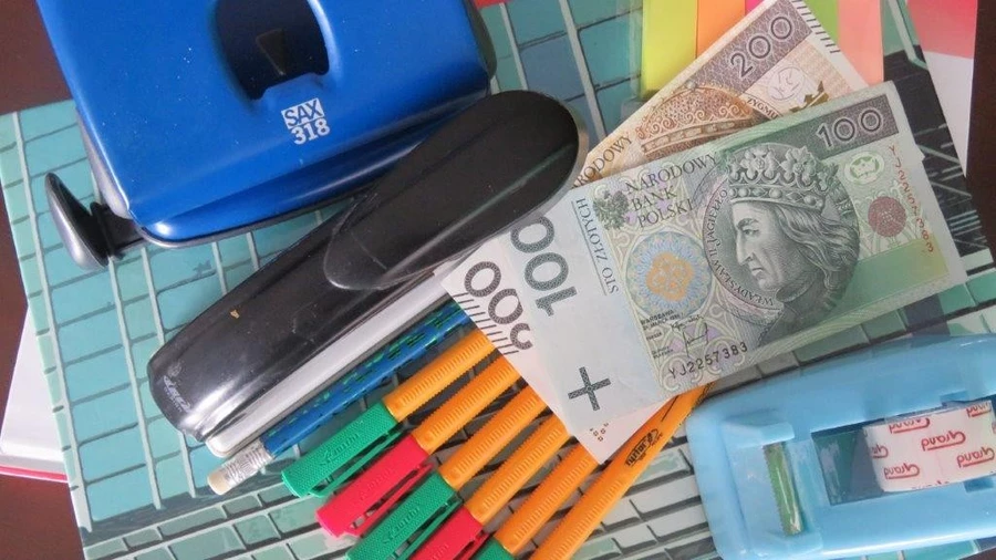 Do 30 listopada można ubiegać się o 300 plus. Najczęstszy błąd? Rodzice składają kilka wniosków na to samo dziecko