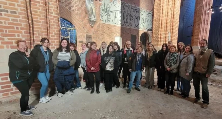 Jastrzębscy uczniowie na warsztatach archeologicznych