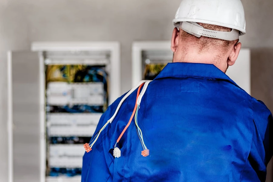 Dodatek elektryczny. Ile wynosi? Kto może dostać? Gdzie i do kiedy złożyć wniosek?