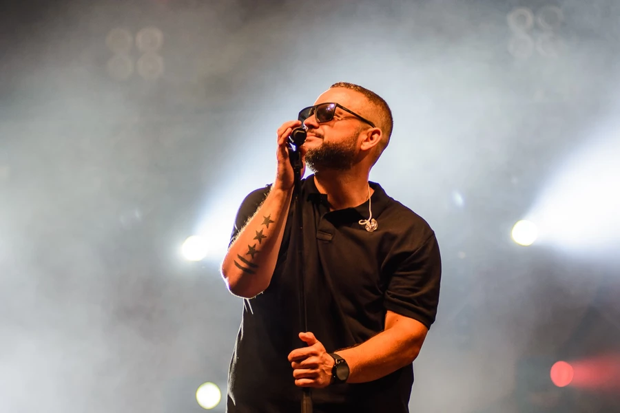 Tabu może zagrać koncert w twoim domu. Wystarczy, że wygrasz licytację na rzecz Mikołaja Kubali