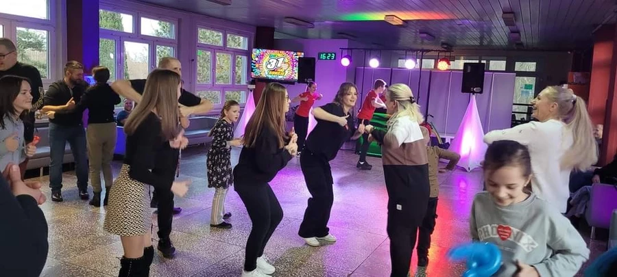 Walczyli tańcem z epidemią…