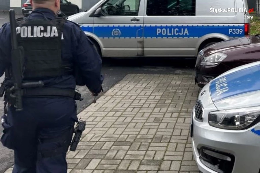 Żory: Mężczyzna ukradł plik banknotów ze sklepowej kasy